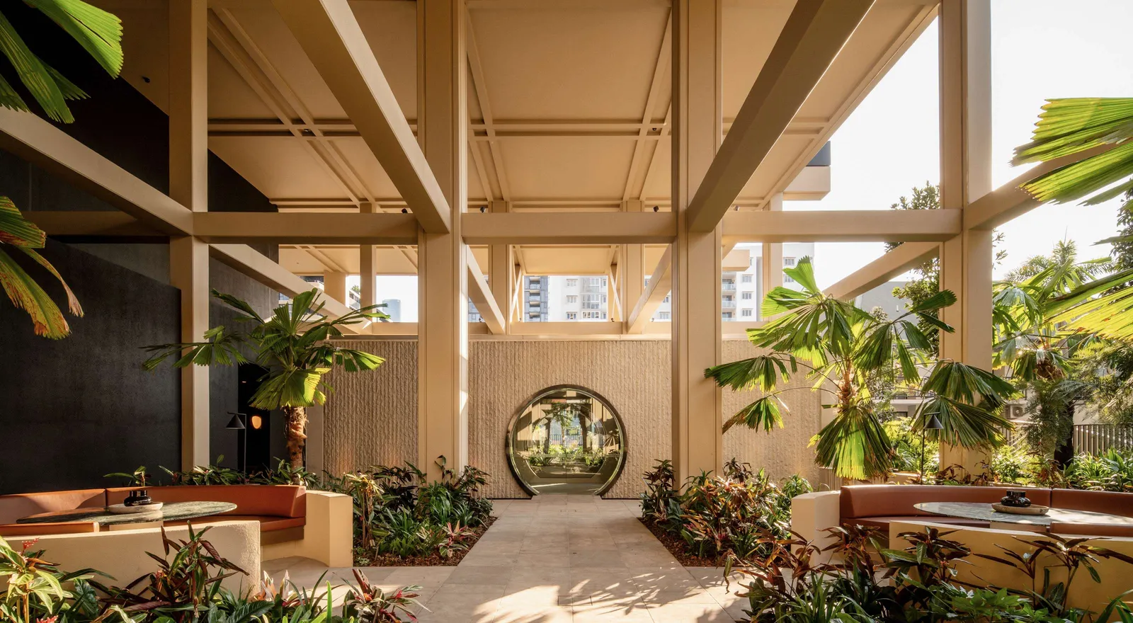 Aria Trellis image 6