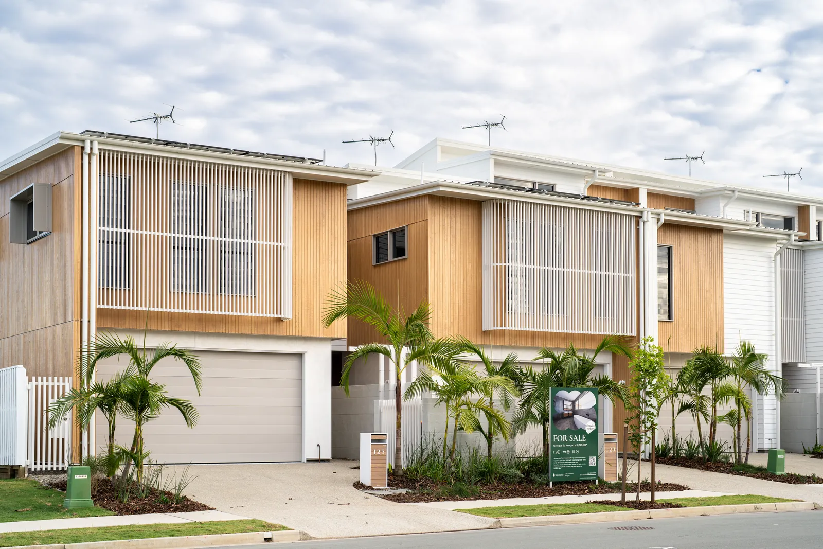 The Lake Residences by Stockland image 2